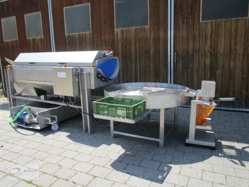 Waschmaschine des Typs Miller Maschinenbau  Karottenpoliermaschine, Neumaschine in Eppishausen