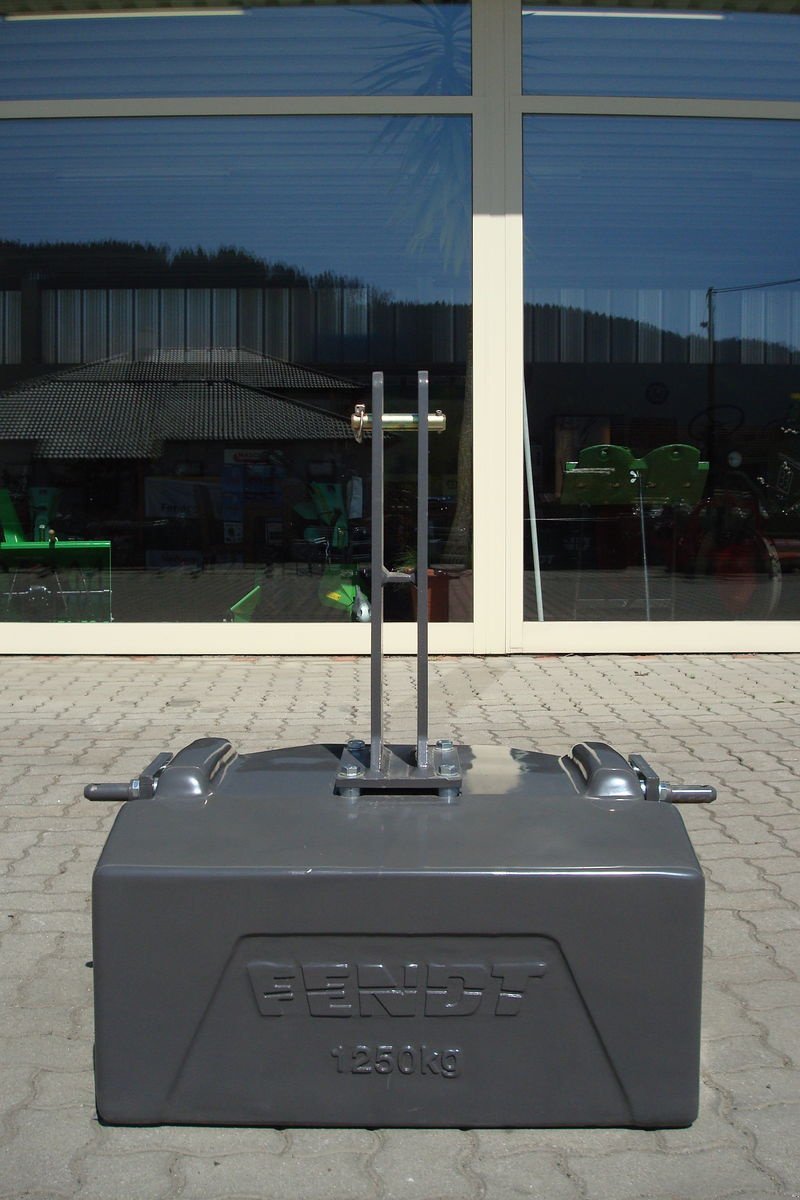 Frontgewicht des Typs Fendt 1250kg, Neumaschine in Judenburg (Bild 6)