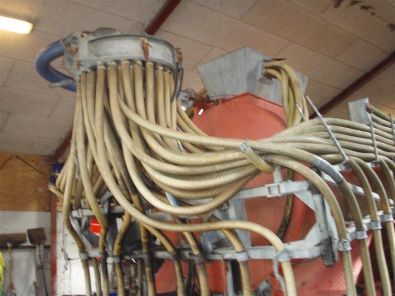 Pumpfass des Typs Sonstige 16 meter bom og pumpe,, Gebrauchtmaschine in Høng (Bild 1)