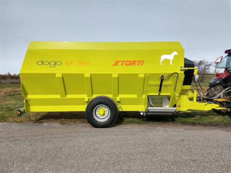 Futterverteilwagen des Typs Storti Dogo 25, Gebrauchtmaschine in Randers Sv (Bild 1)