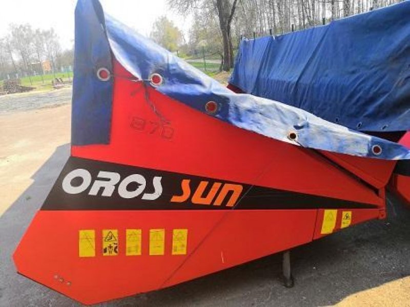 Sonnenblumenschneidwerk des Typs Oros UN 870, Gebrauchtmaschine in Ворожба (Bild 1)
