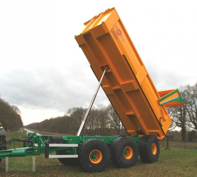 Muldenkipper des Typs Alasco PH 3000, Neumaschine in Reutum (Bild 3)