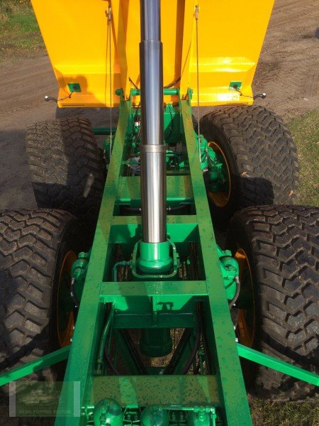 Muldenkipper des Typs Alasco PH 2600 mit 181 cm Achsabstand, Neumaschine in Reutum (Bild 8)