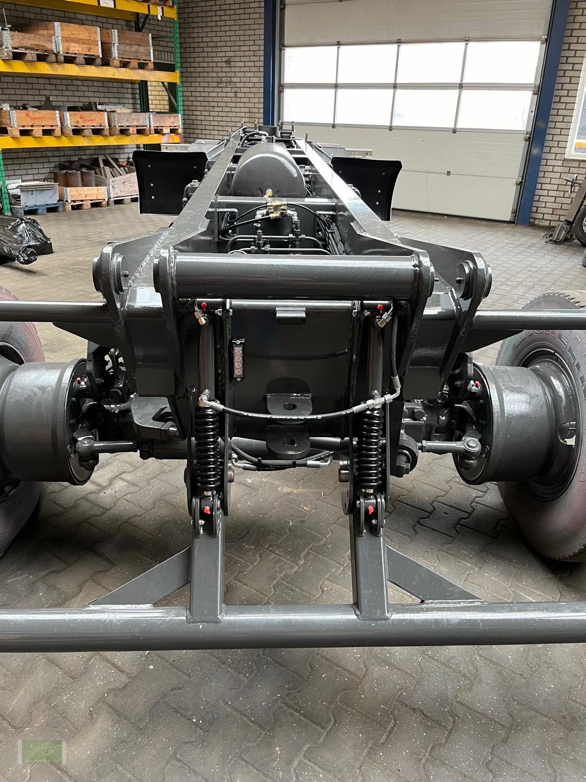 Kipper des Typs Alasco Sand- & Kieskipper Tridemkipper PH3500, Neumaschine in Reutum (Bild 17)