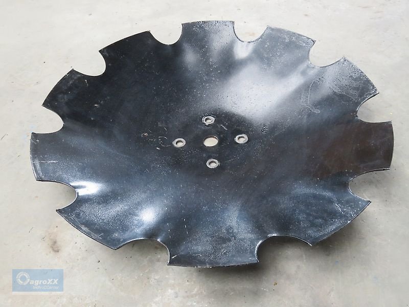 Kurzscheibenegge des Typs AgroXX Avaterra--Gezackte Hohlscheibe 610mm x 4 Loch, LK: 115mm- passend für: --agroXX, Mandam, Bremer, Saphir, Meyer--, Neumaschine in Ennigerloh (Bild 2)