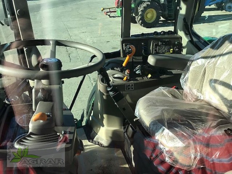 Traktor des Typs John Deere 6135M/ -A977, Gebrauchtmaschine in Märkische Heide (Bild 3)