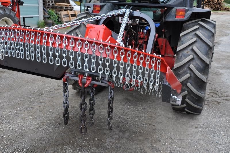 Holzhacker & Holzhäcksler des Typs Conpexim Forstmulcher mit Ketten sehr robust, Neumaschine in Apetlon (Bild 2)