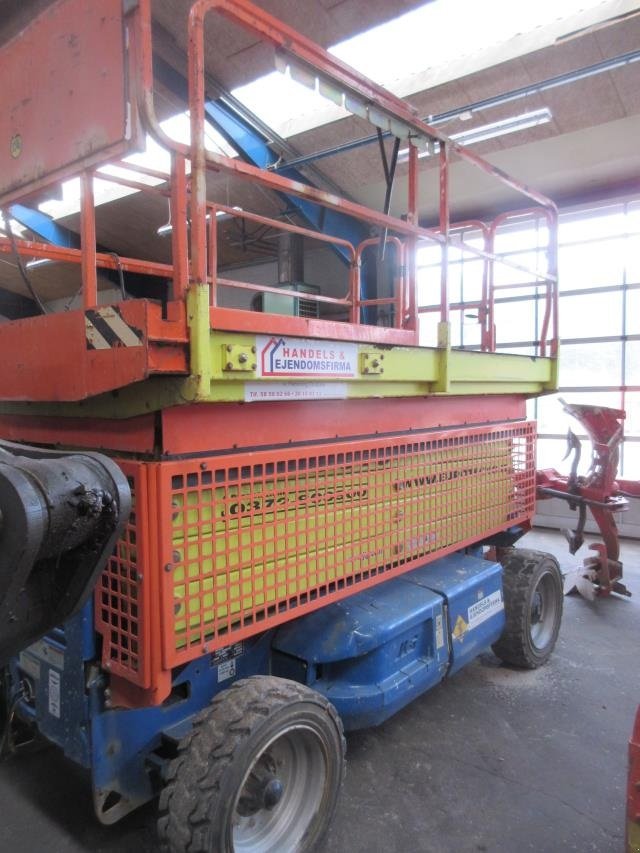 Scherenarbeitsbühne des Typs JLG 4069LE 12M SAXLIFT, Gebrauchtmaschine in Tim (Bild 2)