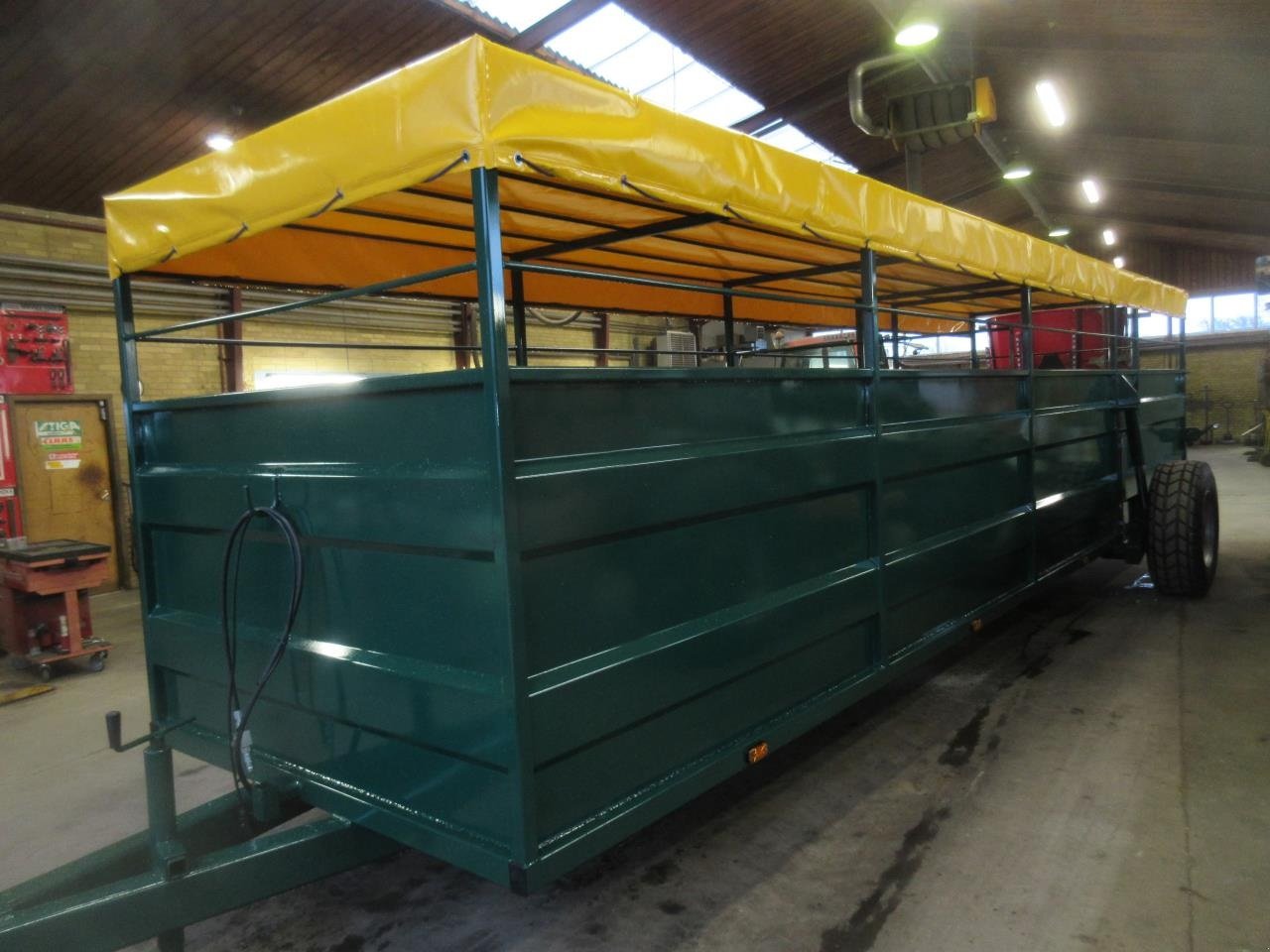 Viehanhänger des Typs Sonstige 8,0 X 2,0M HYDR., Gebrauchtmaschine in Tim (Bild 1)