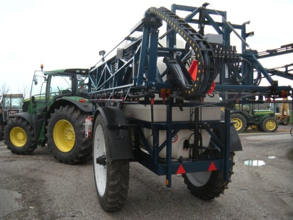 Anhängespritze des Typs MGM 5600L-28m, Gebrauchtmaschine in Dronninglund (Bild 2)