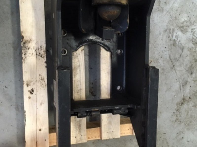 Sonstiges Traktorzubehör des Typs Case IH PUMA 225 CVX ,DK MODEL KUGLETRÆK KOMPLET, Gebrauchtmaschine in Dronninglund (Bild 1)