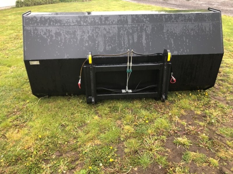 Radlader des Typs Volvo KIRK 3,4m3 HØJTIP M. VOLVO BESLAG, Gebrauchtmaschine in Dronninglund (Bild 2)