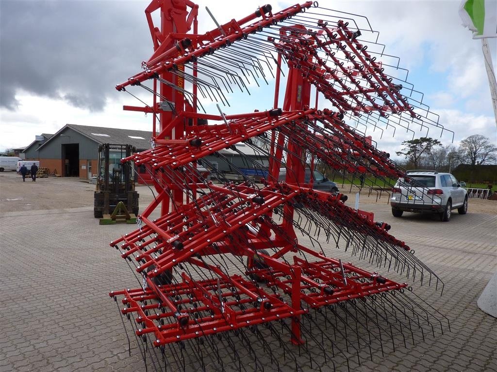 Egge des Typs Einböck Aerostar 900, Gebrauchtmaschine in Horsens (Bild 1)