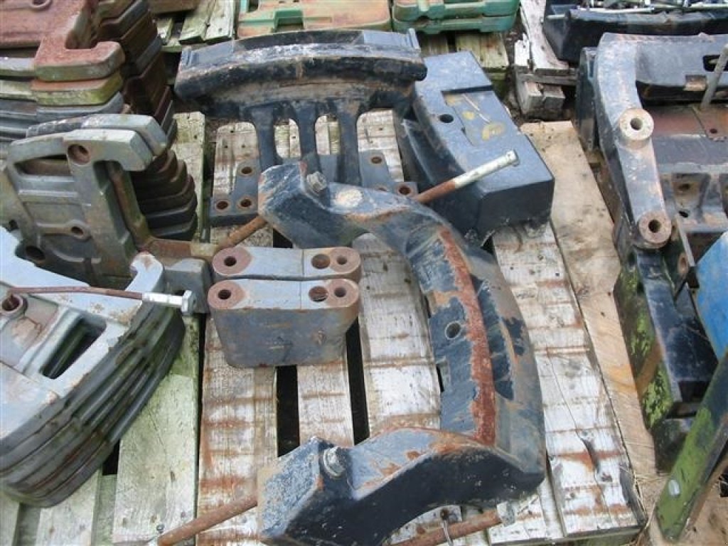 Frontgewicht des Typs New Holland Basisvægte, Gebrauchtmaschine in Gjerlev J. (Bild 2)