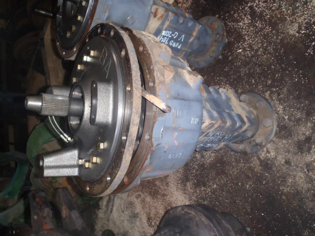 Sonstiges Traktorzubehör des Typs New Holland 7840 Bagaksel H / Rear axle R, Gebrauchtmaschine in Viborg (Bild 2)