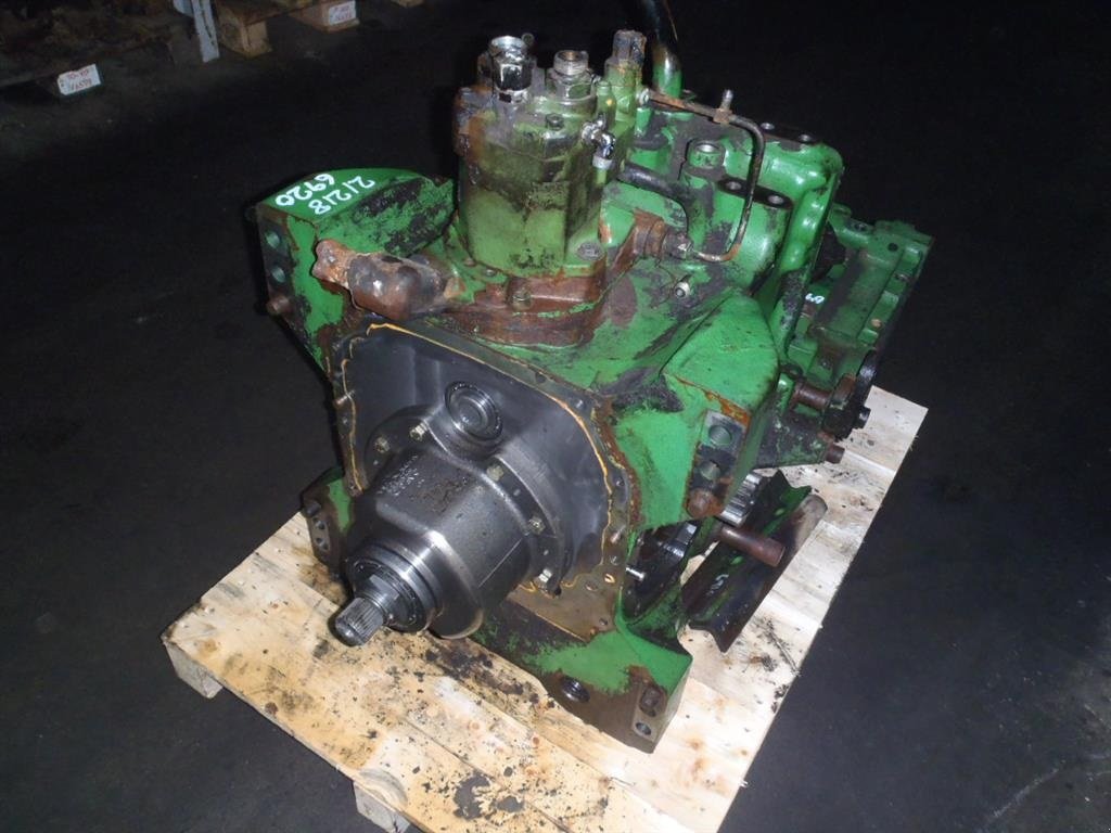 Sonstiges Traktorzubehör des Typs John Deere 6920 Bagtøj / Rear transmisson, Gebrauchtmaschine in Viborg (Bild 2)