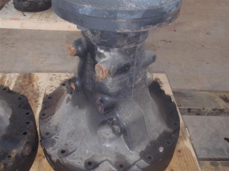 Sonstiges Traktorzubehör des Typs Massey Ferguson 7480 Bagaksel V / Rear axle L, Gebrauchtmaschine in Viborg (Bild 1)