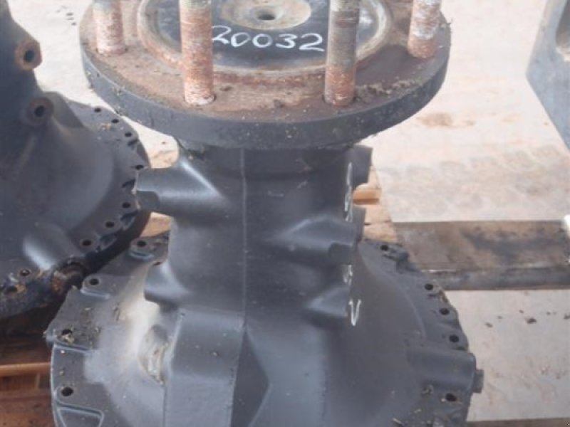 Sonstiges Traktorzubehör des Typs Massey Ferguson 7480 Bagaksel H / Rear axle R, Gebrauchtmaschine in Viborg (Bild 1)