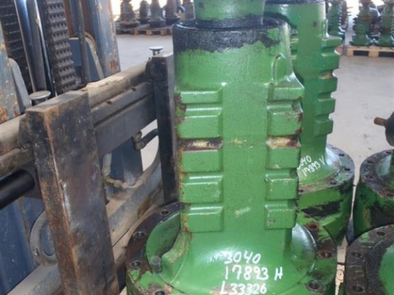 Sonstiges Traktorzubehör des Typs John Deere 3040 Bagaksel H / Rear axle R, Gebrauchtmaschine in Viborg (Bild 1)