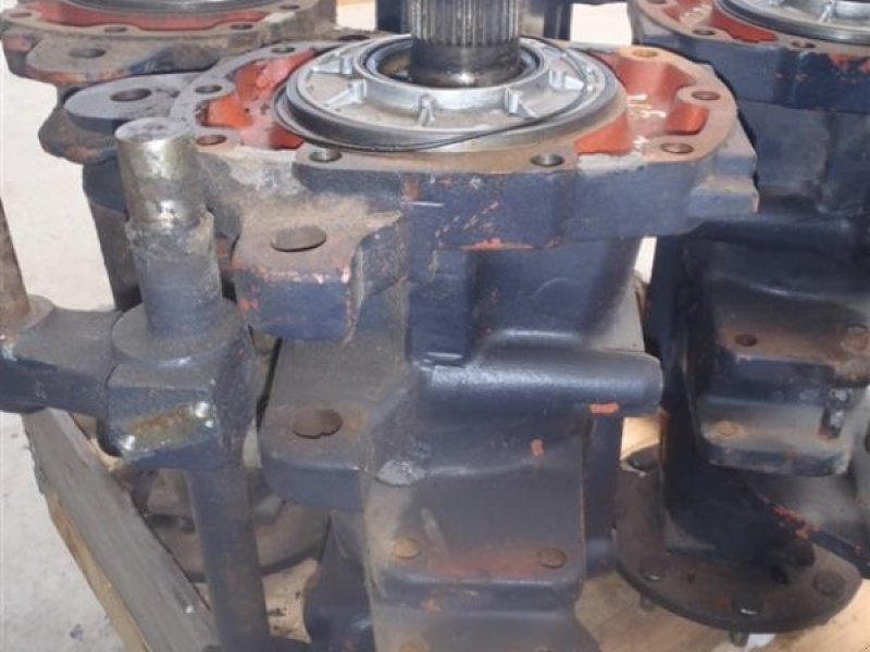 Sonstiges Traktorzubehör des Typs Deutz DX 6,05 Bagaksel H / Rear axle R, Gebrauchtmaschine in Viborg (Bild 1)