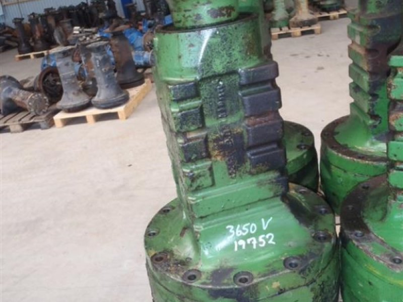 Sonstiges Traktorzubehör des Typs John Deere 3650 Bagaksel V / Rear axle L, Gebrauchtmaschine in Viborg (Bild 1)