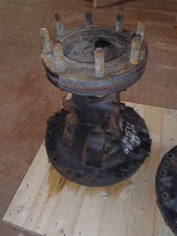 Sonstiges Traktorzubehör des Typs Massey Ferguson 7480 Bagaksel H / Rear axle R, Gebrauchtmaschine in Viborg (Bild 1)