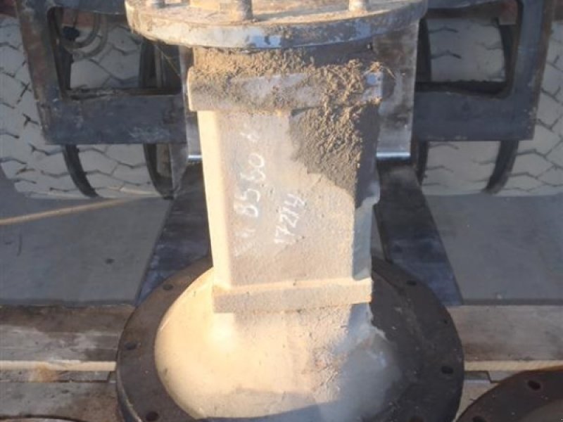 Sonstiges Traktorzubehör des Typs New Holland 8560 Bagaksel H / Rear axle R, Gebrauchtmaschine in Viborg (Bild 1)