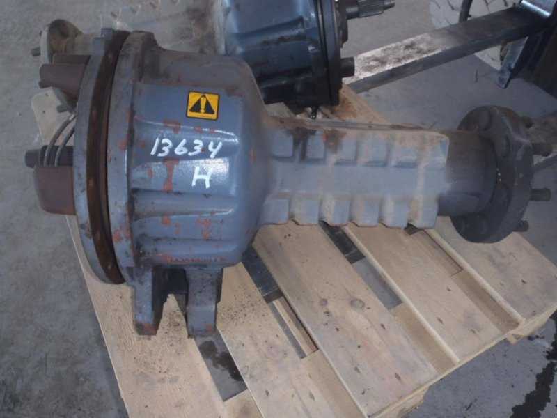 Sonstiges Traktorzubehör des Typs Ford 8340 Bagaksel H / Rear axle R, Gebrauchtmaschine in Viborg (Bild 1)