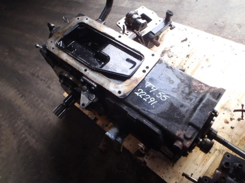 Sonstiges Traktorzubehör des Typs New Holland T4.55 Powerstar Bagtøj / Rear Transmission, Gebrauchtmaschine in Viborg (Bild 1)