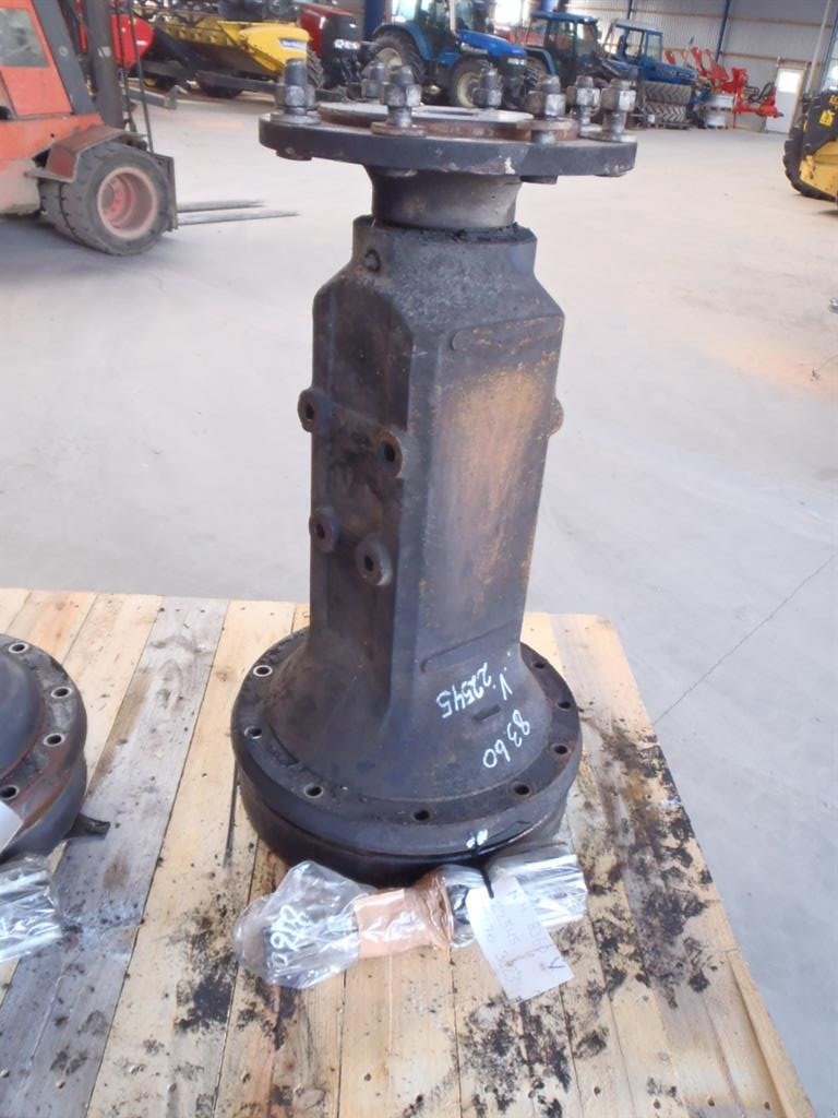 Sonstiges Traktorzubehör des Typs New Holland 8360 Bagaksel V / Rear axle L, Gebrauchtmaschine in Viborg (Bild 1)