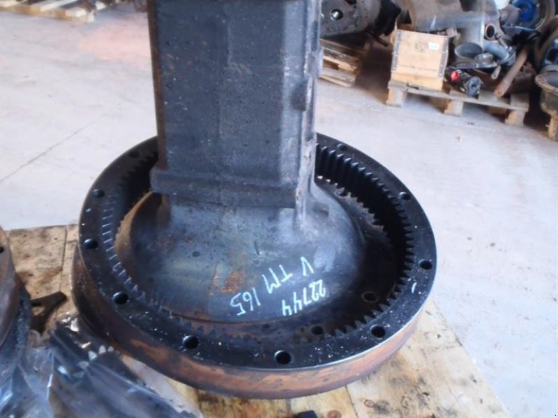 Sonstiges Traktorzubehör des Typs New Holland TM 165  Bagaksel V / Rear axle L, Gebrauchtmaschine in Viborg (Bild 1)