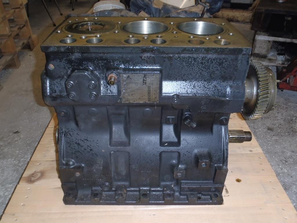 Sonstiges des Typs Valtra A 93 Shortblok / Shortblock, Gebrauchtmaschine in Viborg (Bild 2)