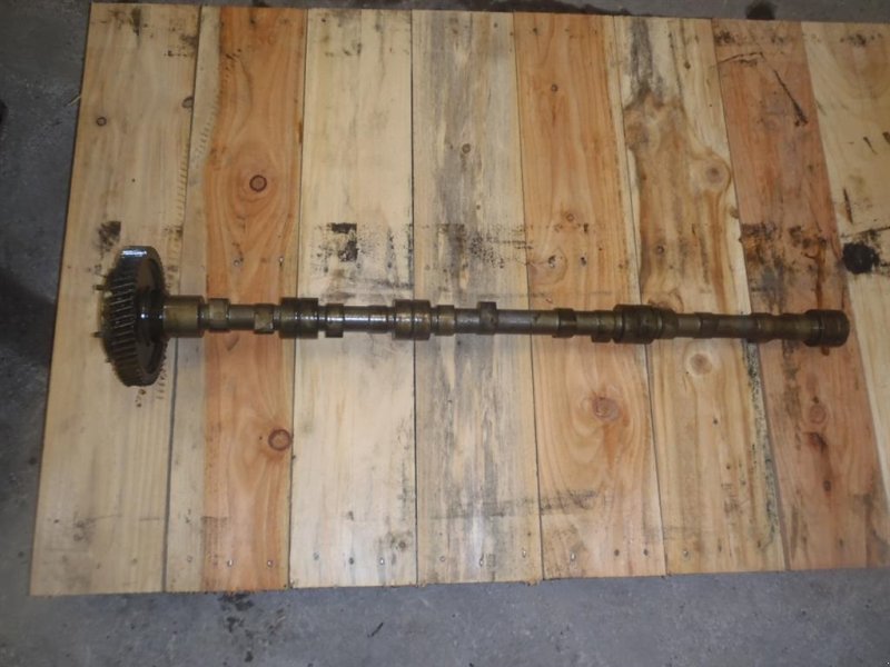 Sonstiges Traktorzubehör des Typs Challenger MT665B // Knastaksel / Camshaft, Gebrauchtmaschine in Viborg (Bild 1)