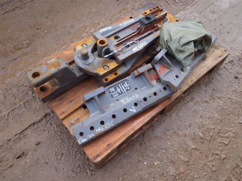 Sonstiges Traktorzubehör des Typs Challenger MT 665C Træk / Hitch, Gebrauchtmaschine in Viborg (Bild 1)