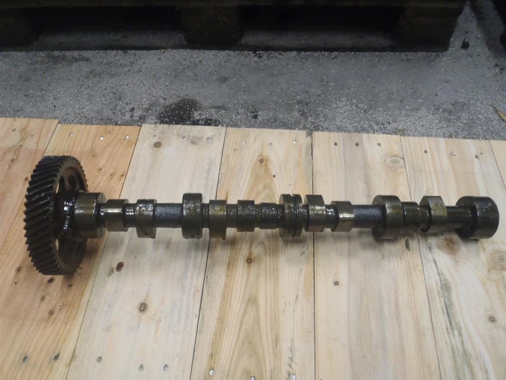 Sonstiges Traktorzubehör des Typs New Holland 675E // Knastaksel / Camshaft, Gebrauchtmaschine in Viborg (Bild 1)