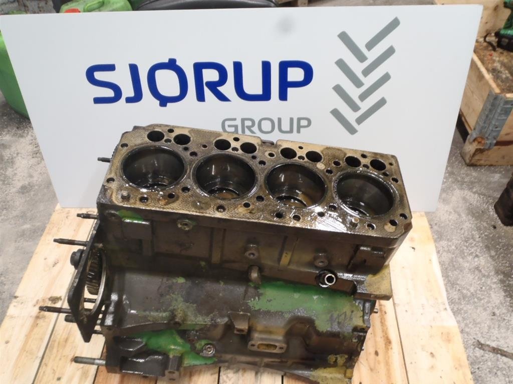 Sonstiges Traktorzubehör des Typs CLAAS Arion 430 Shortblok / Short Block, Gebrauchtmaschine in Viborg (Bild 2)