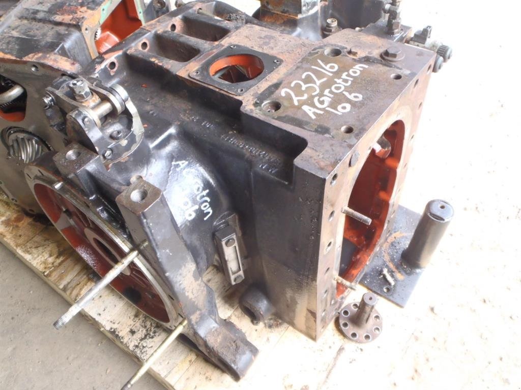 Sonstiges Traktorzubehör des Typs Deutz Agrotron 106 Bagtøj / Rear Transmission, Gebrauchtmaschine in Viborg (Bild 1)