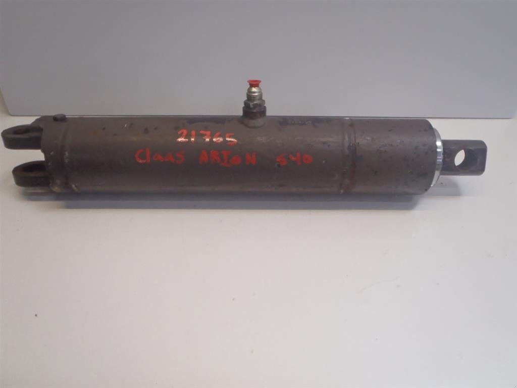 Sonstiges Traktorzubehör des Typs CLAAS Arion 640 Liftcylinder, Gebrauchtmaschine in Viborg (Bild 3)