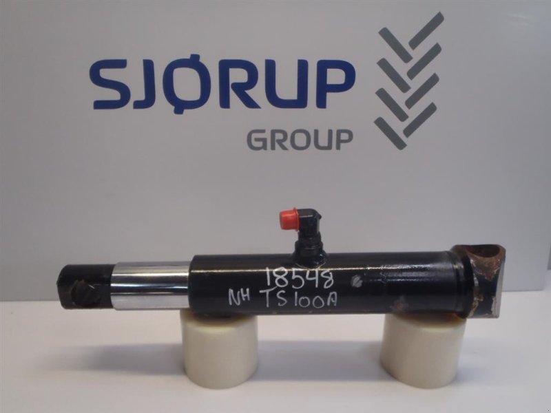 Sonstiges Traktorzubehör des Typs New Holland TS 100A Liftcylinder NH5191968, Gebrauchtmaschine in Viborg (Bild 1)