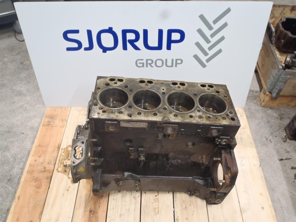 Sonstige Bagger & Lader des Typs Sonstige 860 Shortblock, Gebrauchtmaschine in Viborg (Bild 2)