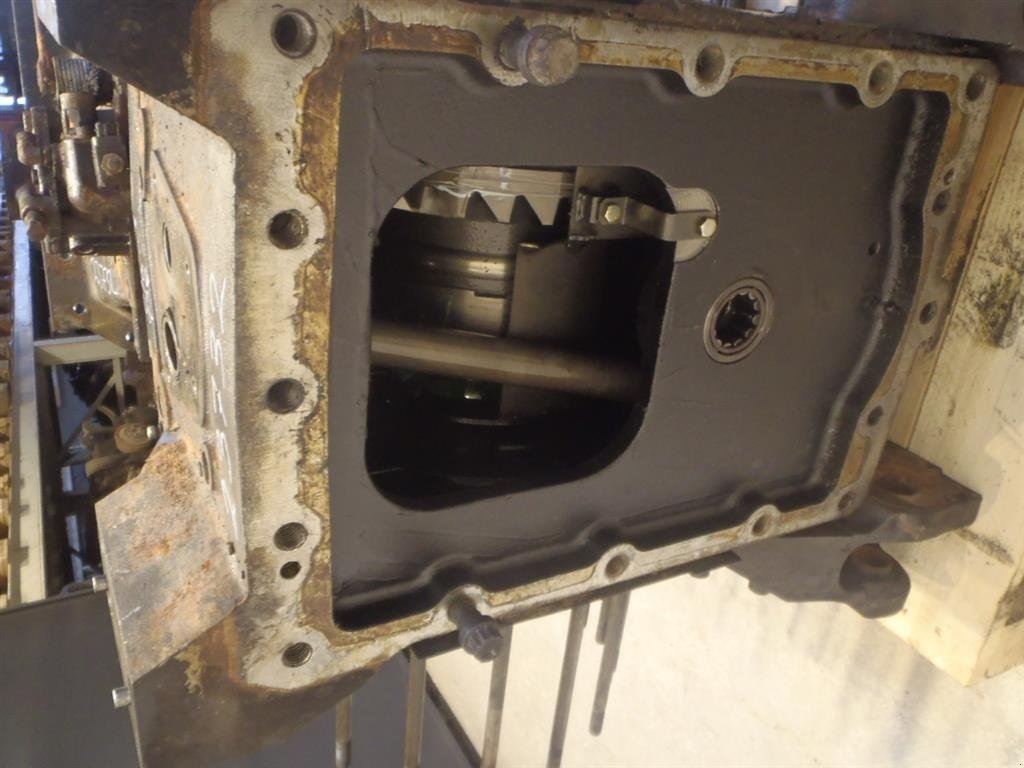 Sonstiges Traktorzubehör des Typs CLAAS Axion 930 c matic Bagtøj / Rear Transmission, Gebrauchtmaschine in Viborg (Bild 3)