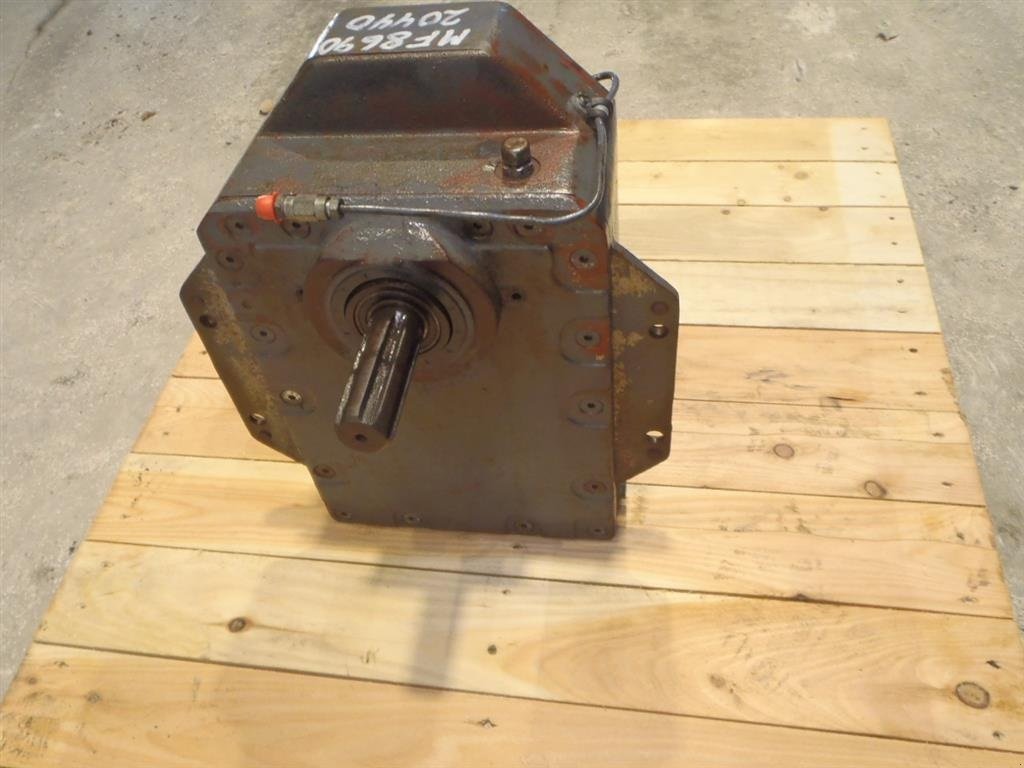 Sonstiges Traktorzubehör des Typs Massey Ferguson 8690 Front PTO, Gebrauchtmaschine in Viborg (Bild 3)