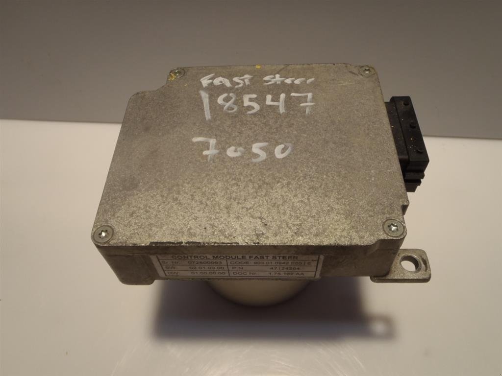 Sonstiges Traktorzubehör des Typs New Holland T7050 ECU, Gebrauchtmaschine in Viborg (Bild 4)