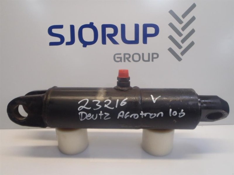 Sonstiges Traktorzubehör des Typs Deutz Agrotron 106 Liftcylinder Venstre, Gebrauchtmaschine in Viborg (Bild 1)