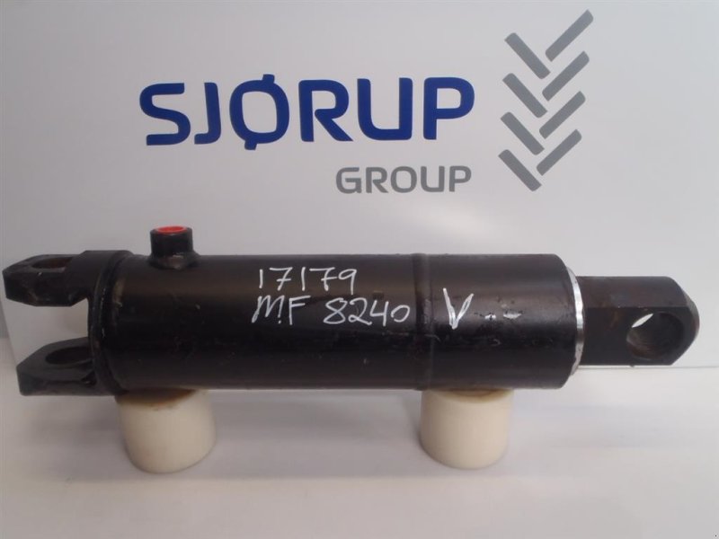 Sonstiges Traktorzubehör des Typs Massey Ferguson 8240 Liftcylinder venstre, Gebrauchtmaschine in Viborg (Bild 1)