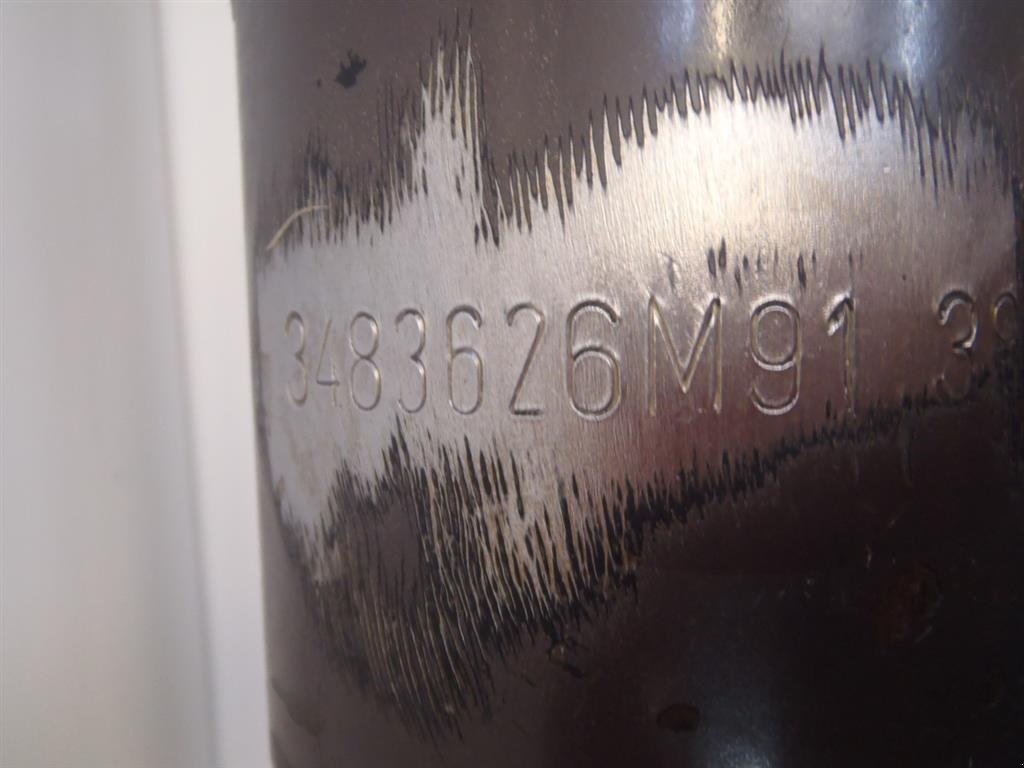 Sonstiges Traktorzubehör des Typs Massey Ferguson 3125 Liftcylinder højre, Gebrauchtmaschine in Viborg (Bild 3)