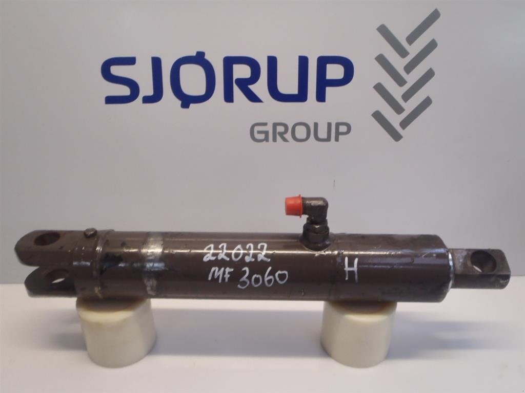 Sonstiges Traktorzubehör des Typs Massey Ferguson 3060 Liftcylinder, Gebrauchtmaschine in Viborg (Bild 1)