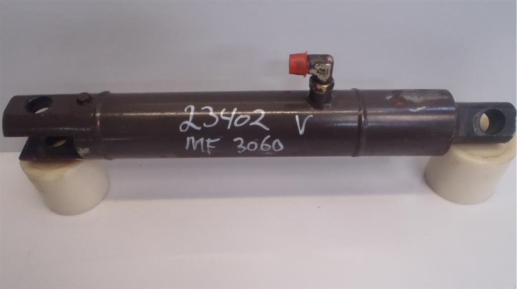 Sonstiges Traktorzubehör des Typs Massey Ferguson 3060 Liftcylinder Venstre, Gebrauchtmaschine in Viborg (Bild 3)
