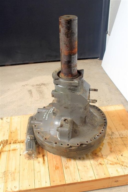 Sonstiges Traktorzubehör des Typs Valtra S353 Bagaksel Venstre, Gebrauchtmaschine in Viborg (Bild 2)