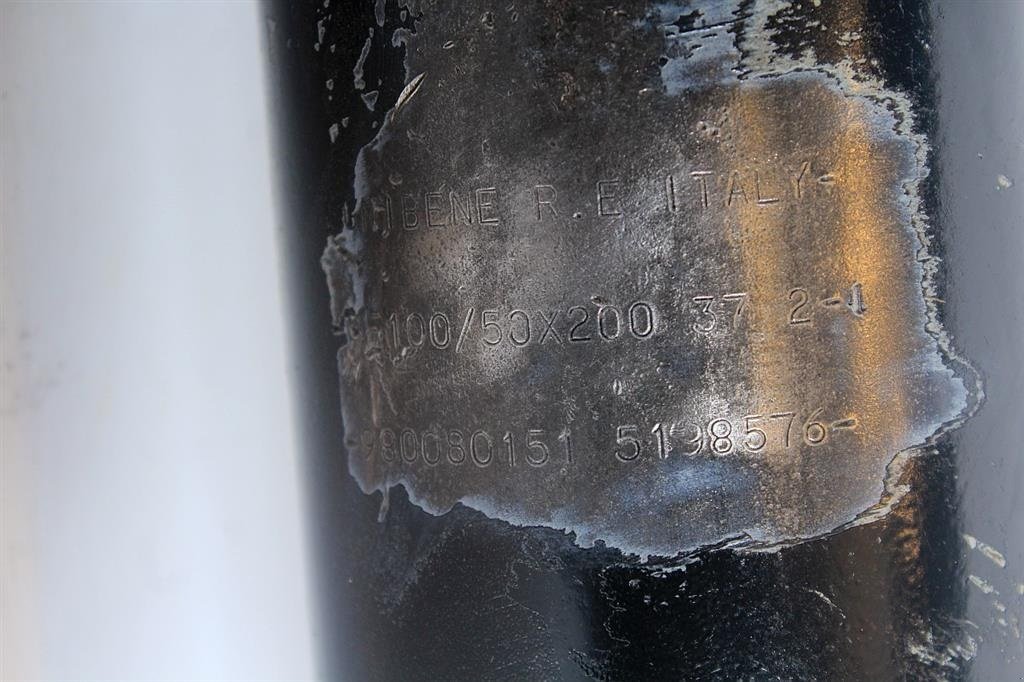 Sonstiges Traktorzubehör des Typs New Holland TM175 Liftcylinder Venstre, Gebrauchtmaschine in Viborg (Bild 2)